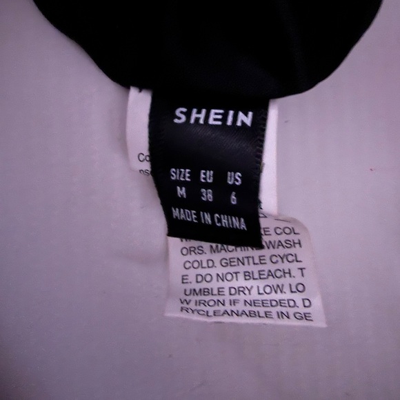 SHEIN Black Garment Tag - Picture 3 of 3